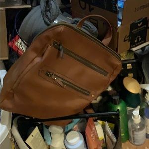 Meet your Posher, Suzanne